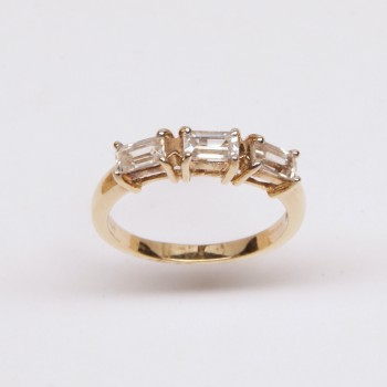 9ct CZ Ring
